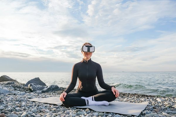 Comment développer et déployer une application de réalité virtuelle sur Oculus Quest?